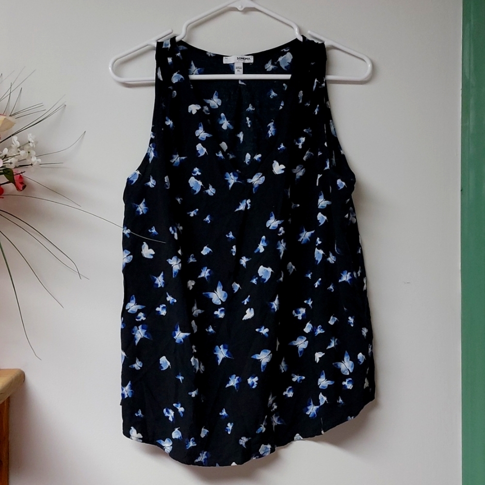 Butterfly v neck tank top